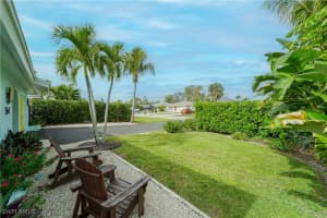 564 107th Avenue, Naples, FL 34108 - MLS#225067953