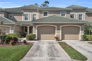 3435 Laurel Greens Ln S 202, Naples