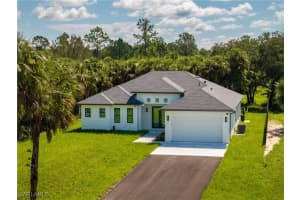 2132 Desoto Blvd S, Naples