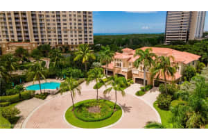 6501 Crown Colony Place, Naples, FL 34108 - MLS#225068021