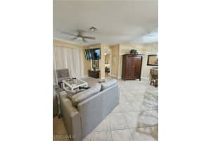 1335 Sweetwater Cove, Naples, FL 34110 - MLS#225068043