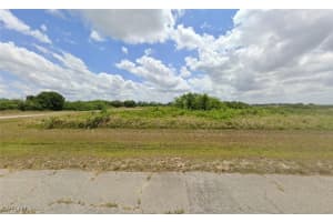 9031 Castle Circle, Labelle, FL 33935 Sold 09/22/25