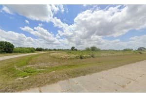 9031 Castle Circle, Labelle, FL 33935 Sold 09/22/25