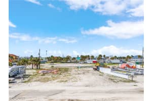 101-103 Andre Mar Drive, Fort Myers Beach, FL 33931 - MLS#225068060