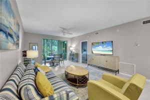 859 Tanbark Drive, Naples, FL 34108 - MLS#225068078