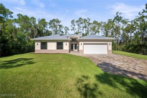 24132 Melanie Ln, Bonita Springs