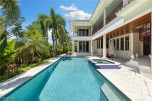 590 17th Avenue, Naples, FL 34102 - MLS#225068098