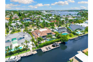 590 17th Avenue, Naples, FL 34102 - MLS#225068098