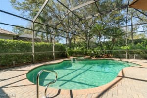 1091 Camelot Circle, Naples, FL 34119 - MLS#225068121