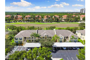 1366 Mainsail Dr 1515, Naples