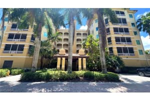 2738 Tiburon Boulevard, Naples, FL 34109 - MLS#225068132