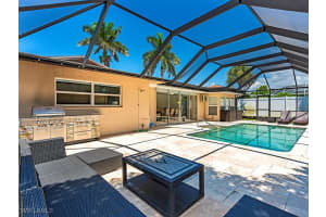 152 Coral Vine Dr, Naples