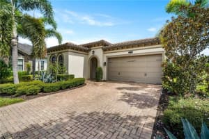9236 Woodhurst Drive, Naples, FL 34120 - MLS#225068211