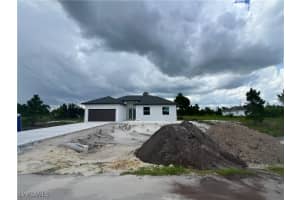 1037 Chadwick St, Lehigh Acres