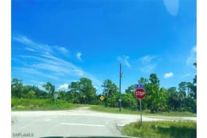 1005 18th Street, Lehigh Acres, FL 33972 - MLS#225068239
