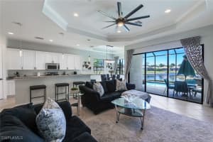 1685 Serrano Circle, Naples, FL 34105 - MLS#225068276