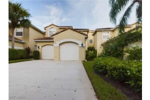 85 Silver Oaks Cir 6-102, Naples
