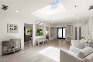 580 Tierra Mar Lane, Naples, FL 34108 - MLS#225068339