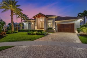 482 Clifton Ct, Marco Island