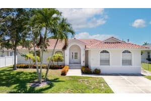 1833 Bahama Avenue, Marco Island, FL 34145 - MLS#225068383