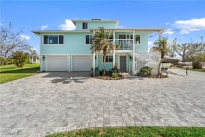 291 Flamingo Street, Fort Myers Beach, FL 33931 - MLS#225068392