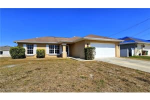 1505 Ne 35th St, Cape Coral