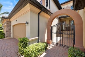 28011 Cookstown Court, Bonita Springs, FL 34135 - MLS#225068405