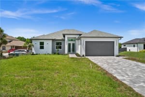 3631 68th Ave Ne, Naples