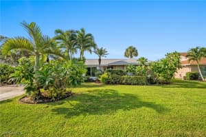 212 Willowick Drive, Naples, FL 34110 - MLS#225068470