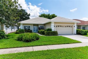7120 Falcons Glen Blvd, Naples