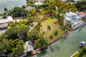 930 18th Avenue, Naples, FL 34102 - MLS#225068501