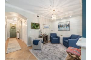 9834 Giaveno Cir 1717, Naples