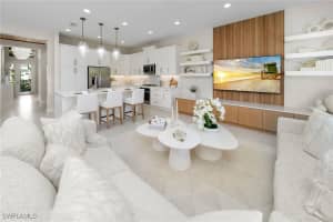 2440 Cambridge Way, Naples, FL 34112 - MLS#225068523