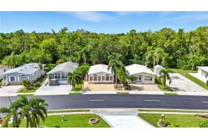 4052 Crystal Lake Drive, Naples, FL 34120 - MLS#225068541