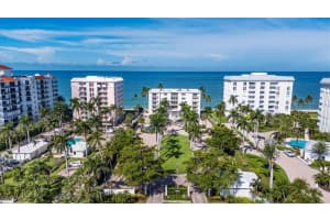 1275 Gulf Shore Blvd N 303, Naples