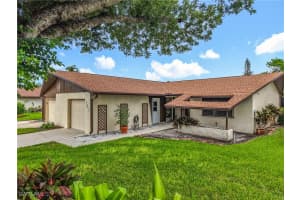 183 Round Key Circle, Naples, FL 34112 - MLS#225068580
