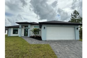 2707 34th Street, Lehigh Acres, FL 33976 - MLS#225068635