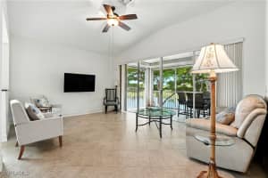 7092 Timberland Cir 201, Naples