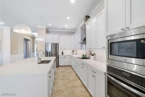 28510 Westmeath Court, Bonita Springs, FL 34135 - MLS#225068653