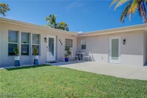 636 106th Ave N, Naples