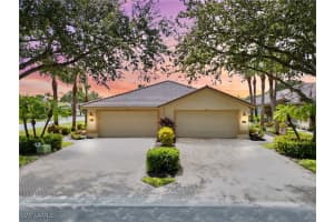 20081 Serre Dr, Estero