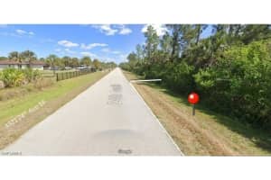  24th AVE SE, Naples, FL 34117 - MLS#225068697