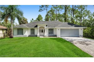 2071 20th Ave Ne, Naples
