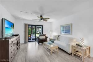 4251 27th Ct Sw 103, Naples