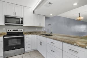 4200 Looking Glass Lane, Naples, FL 34112 - MLS#225068740
