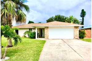 1213 21st Avenue, Cape Coral, FL 33990 - MLS#225068745
