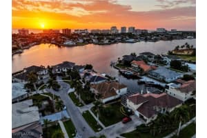 488 Adirondack Court, Marco Island, FL 34145 - MLS#225068773
