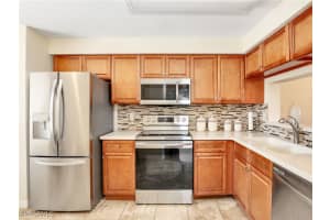 6670 Huntington Lakes Circle, Naples, FL 34119 - MLS#225068791