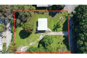 1135 Shady Rest Ln, Naples