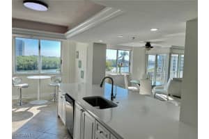 25 Bluebill Avenue, Naples, FL 34108 - MLS#225068838